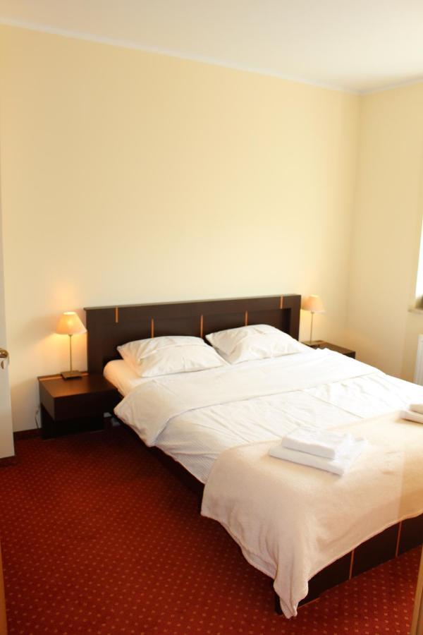 Apartament Wanda W Centrum Kolobrzegu Przy Starowce Exterior photo